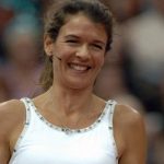 Annabel Croft